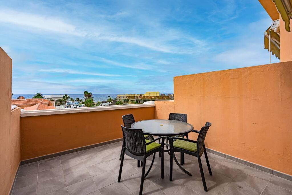 Royal Garden - 2 Bedroom Playa de las Américas Kültér fotó