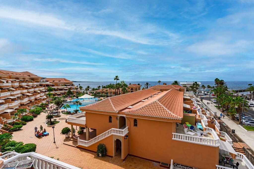 Royal Garden - 2 Bedroom Playa de las Américas Kültér fotó